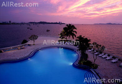 Dusit Resort Pattaya Beach 15